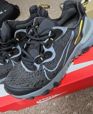 Nike React Vision Sneaker Schwarz/Grau   Gr. 38,5   sehr guter Zustand