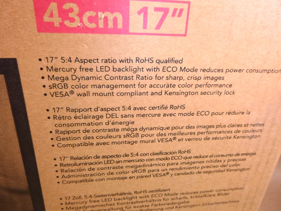 ViewSonic 17" LED Monitor Response Time 5ms D-Sub Res 1280 x 1024 Casual Gaming - Image 3 of 4