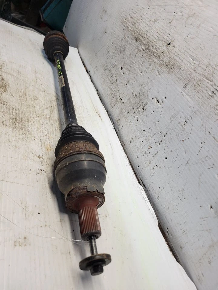 Задний полный приводной вал оси седана подходит для 02–09 VOLVO 60 SERIES 1686586 - Изображение 3 из 4