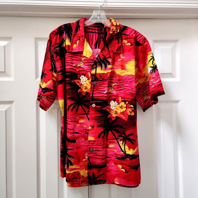 Palm Wave Red Yellow Surfer Volcano Sunset Hawaiian Shirt Men's Size LARGE Read