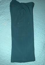 Chico's Zenergy Women Green Lightweight Cargo Cropped Capri Pants Sz 0