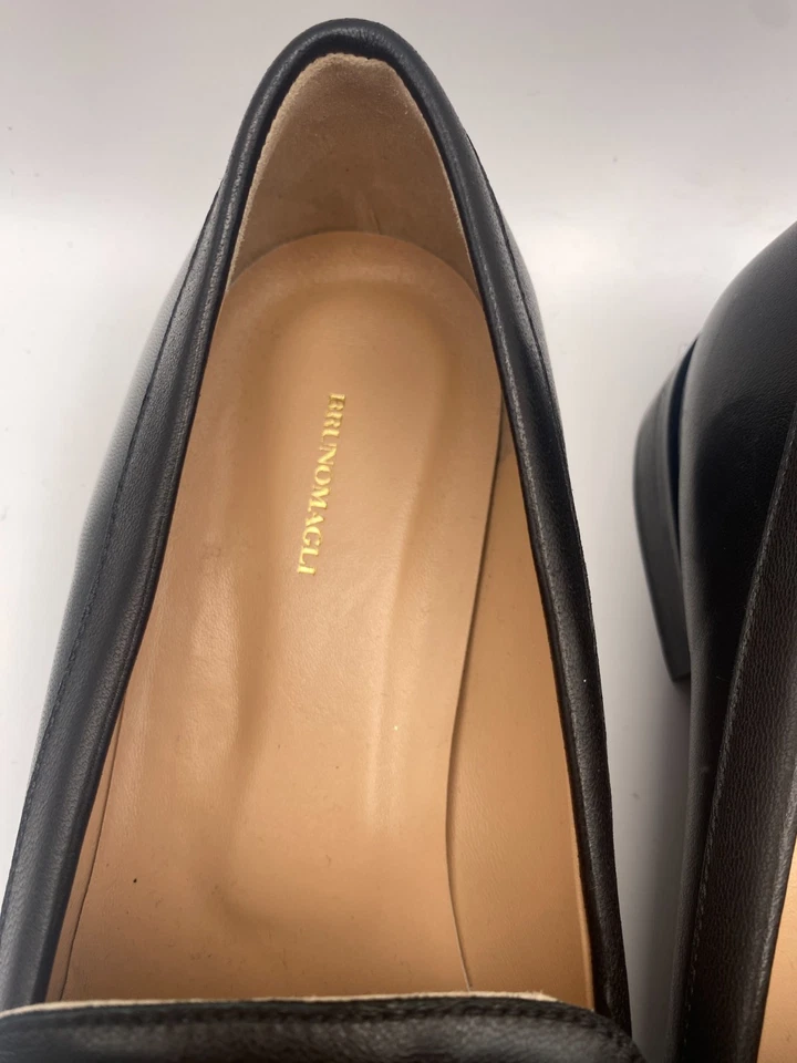 Mocasín plano Bruno Magli para mujer Natalie de cuero negro punta cuadrada talla 11 Foto 3 de 4
