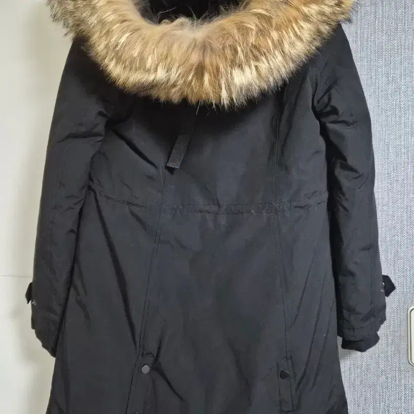 Women’s Down Padding Jacket with Detachable Coyot… - image 6