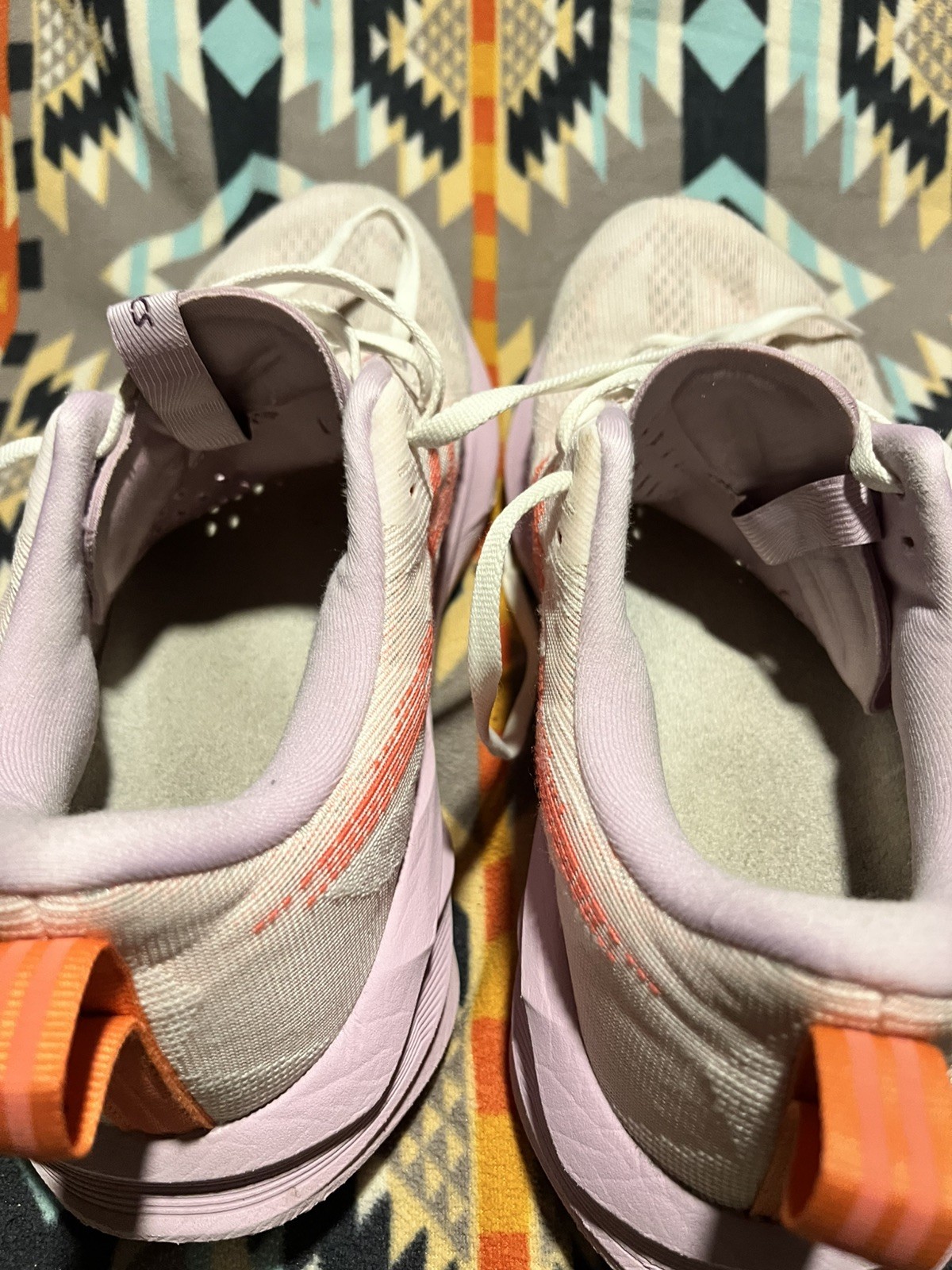 ASICS Novablast 5 Women's Running Shoes Size 10 White/Coral Reef thumbnail 7