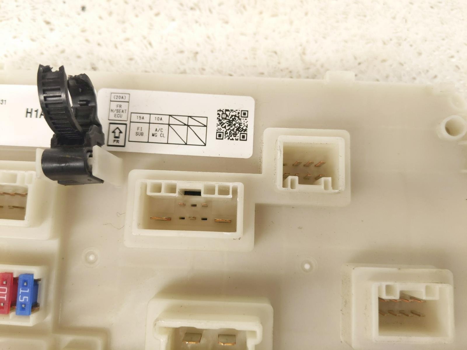 2018-2024 Honda Odyssey Front Body Control Module & Fuse Box 38850-Thr-A13