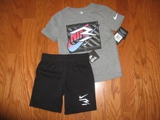 Nike 2 Piece T-Shirt  Shorts Set Boys Size 4 NWT