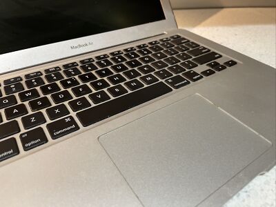Apple MacBook Air 6 13.3