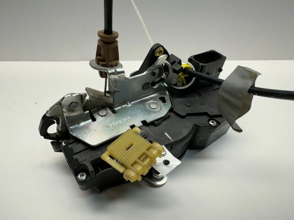 Cerradura de actuador de puerta trasera lado del conductor Chevy Malibu Saturn Aura 2008-2012 22865519 Foto 2 de 4