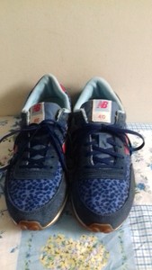 new balance 410 blue trainers
