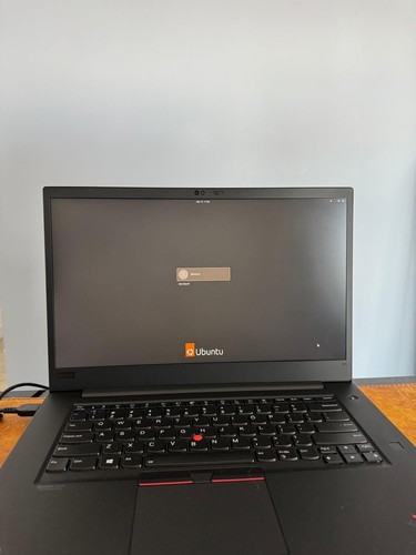Laptop Lenovo Thinkpad P1, I7-10750H x12, 32 GB, 512 GB SSD Almost NEW - Picture 2 of 9
