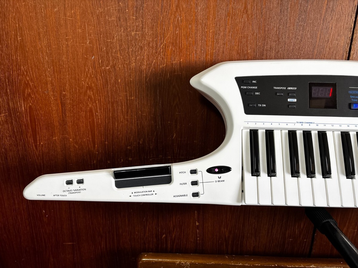 Roland AX-Synth Shoulder Synthesizer - White w/ gig bag