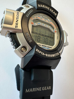 1990's CASIO Marine Gear MRT-200 DEPTH-BAROMETER Wristwatch - OLD