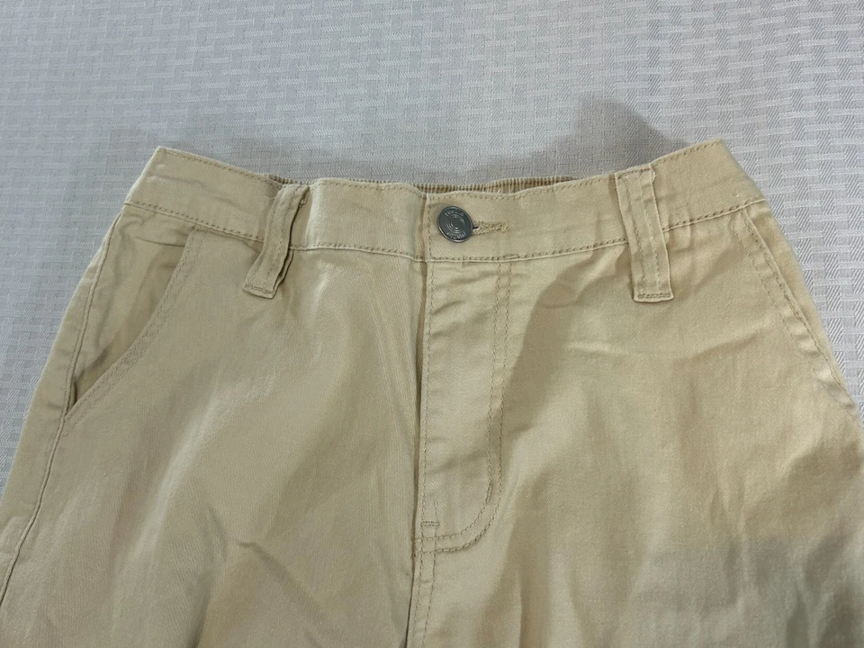 Pantalones cargo Rue 21 beige talla pequeña Foto 4 de 4