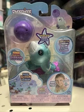 NEW! Fingerlings Aqua Baby Dolphin Toy! Lights Motion Exclusive Color Rare