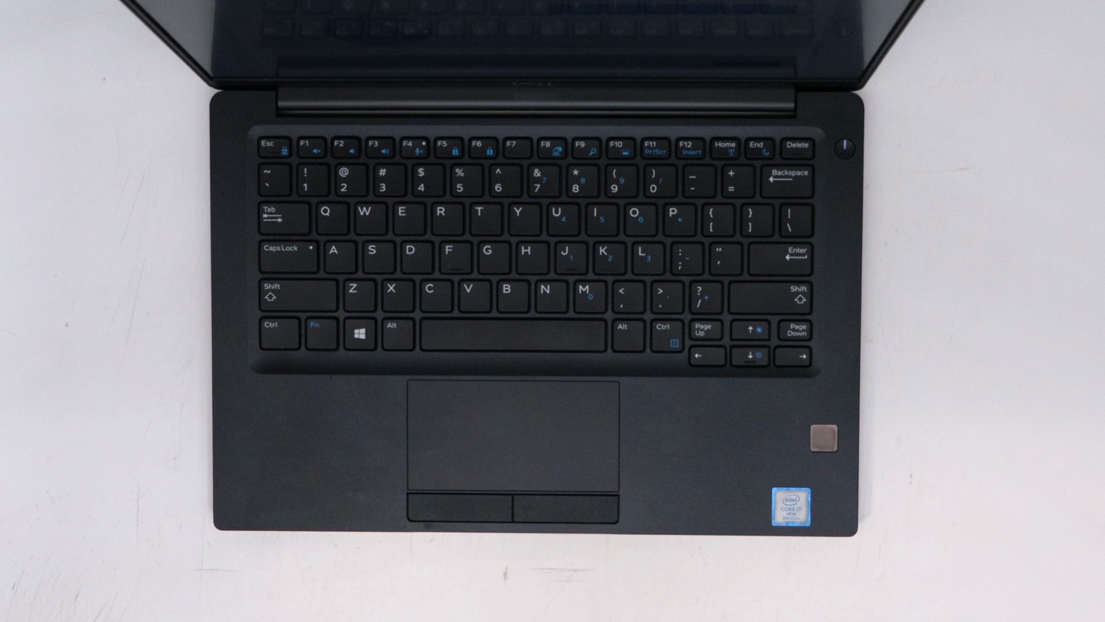 Dell Latitude 7390, 13-Inch Laptop, with INTEL(R) CORE(TM) I7-8650U CPU @ 1.90GHZ, 512GB NVMe, Windows 10 Pro