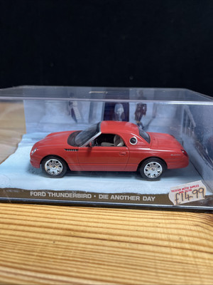 James Bond 007 Modellauto Ford Thunderbird - Die Another Day 1:43 & Magazin