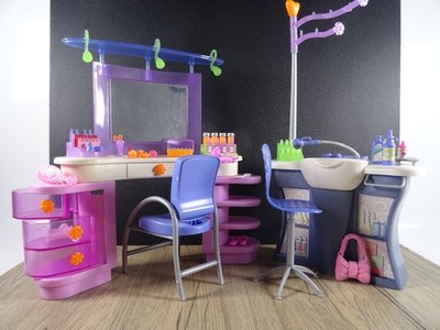 Barbie Puppenmöbel Cool Looks Frisör-Salon Mattel C0555 wie abgebildet (18804)