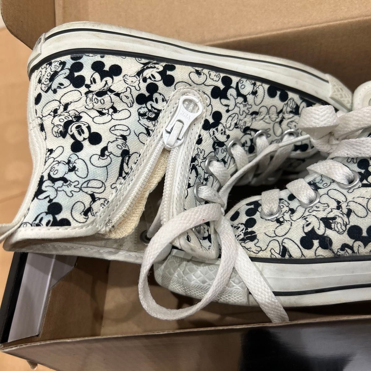 Converse All Star Disney Mickey Mouse High Top Shoes 19cm Used Japan Limited thumbnail 8