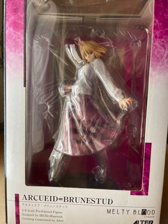 MELTY BLOOD アルクェイドブリュンスタッド フィギュア 1/8スケール