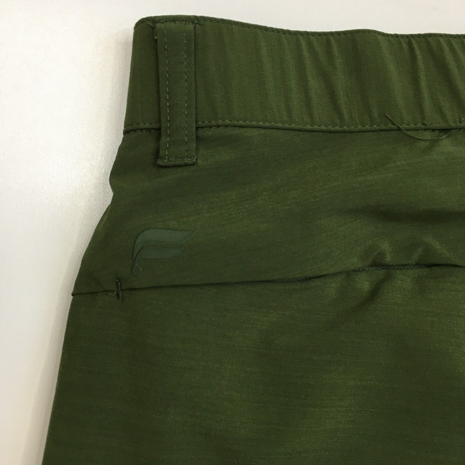 FABLETICS Green Zip Pockets Drawstring Tapered Le… - image 15