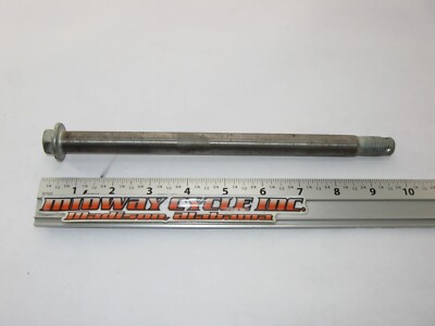 HONDA CB100 CB125S SL100 XL100 ST90 NOS OEM REAR WHEEL AXLE 42301-401 ...