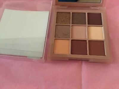 HUDA BEAUTY Sand Haze Obsessions Eyeshadow Palette ~ NEW ~ SEALED ~ AUTHENTIC