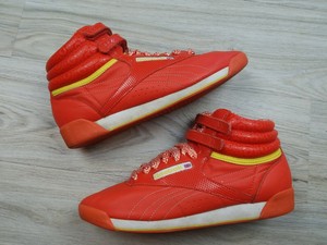 yellow reebok classic high top