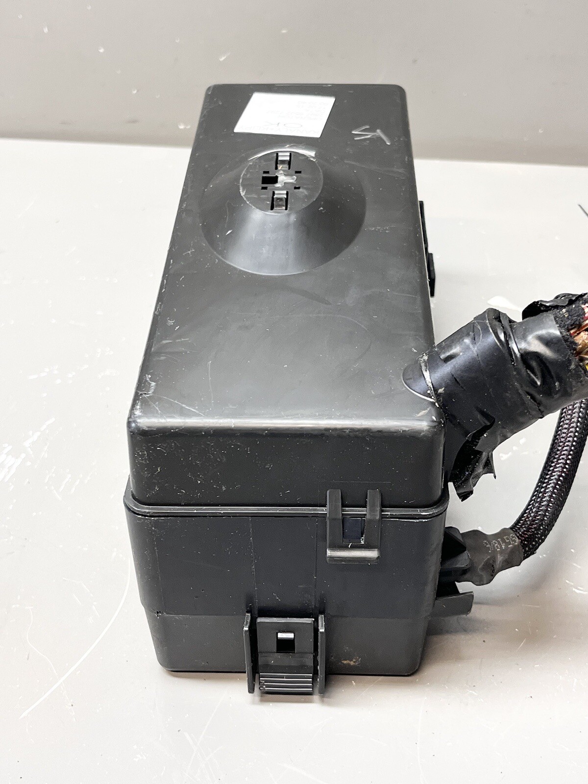⭐️2014-2017 Maserati Ghibli Rear Fuse Relay Box Distribution Junction Box OEM
