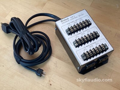McIntosh SCR2 Speaker Control Relay for C28, C29, C30, C32, C33, or C34V Preamps