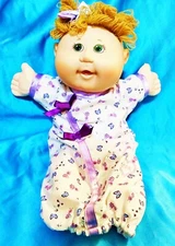 Adorable! 2004 Cabbage Patch Girl Doll Baby in Outfit & Diaper Xavier Roberts