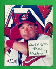 MANNY RAMIREZ - CLEVELAND INDIANS -  LICENSED 8x10 1997 PHOTOGRAH
