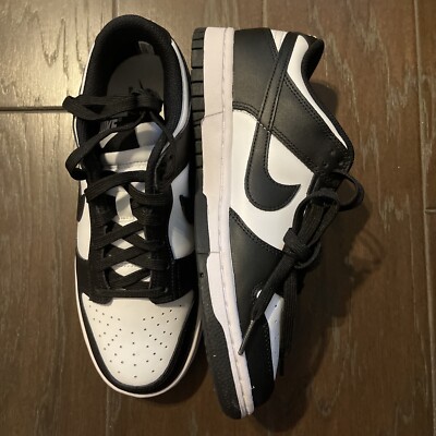 Women s Size 8 - Nike Dunk Low Black White W