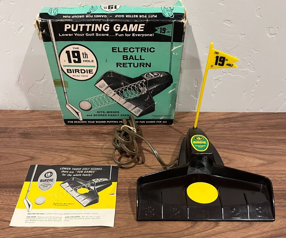 The 19th Hole Birdie Putting Game 1903 Electric Golf Ball Return