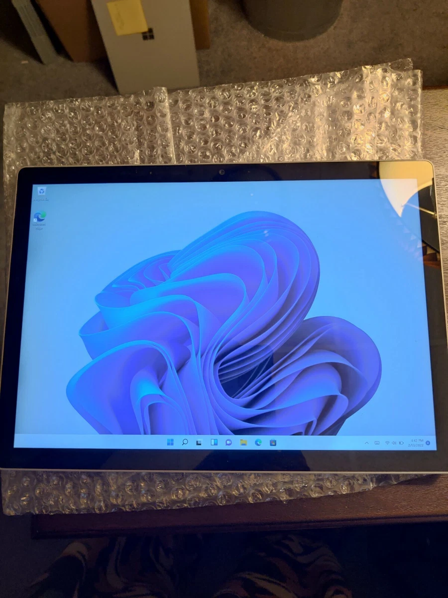Microsoft surface book 2 i5 deals 256gb
