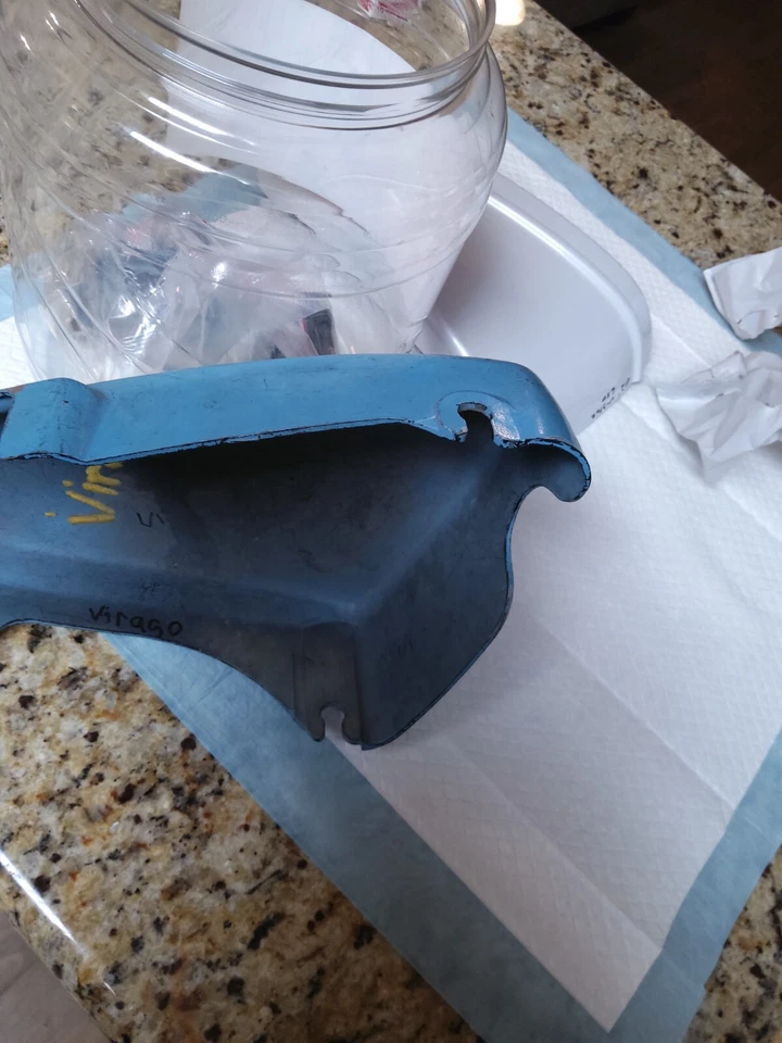 82 1982 Yamaha Virago 920 XV920 Left Side Plastic Cover  RC - Image 3 of 4