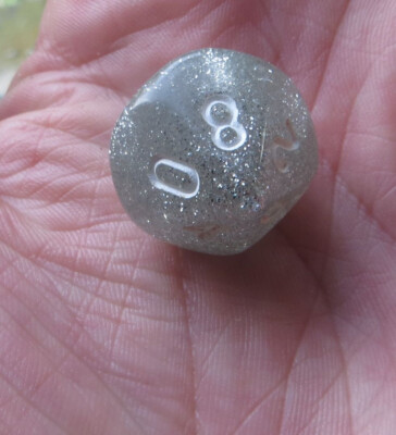 Koplow Glitter dark-clear d10 - collectible RPG dice