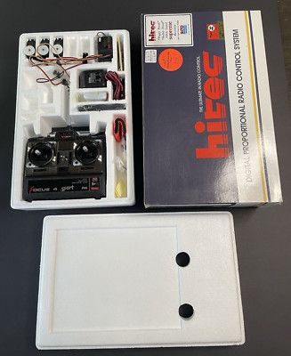 NEW HITEC Focus 4 SPORT Radio System RCD 3500 w/3 Servos HS-300 RC Airplane Rare