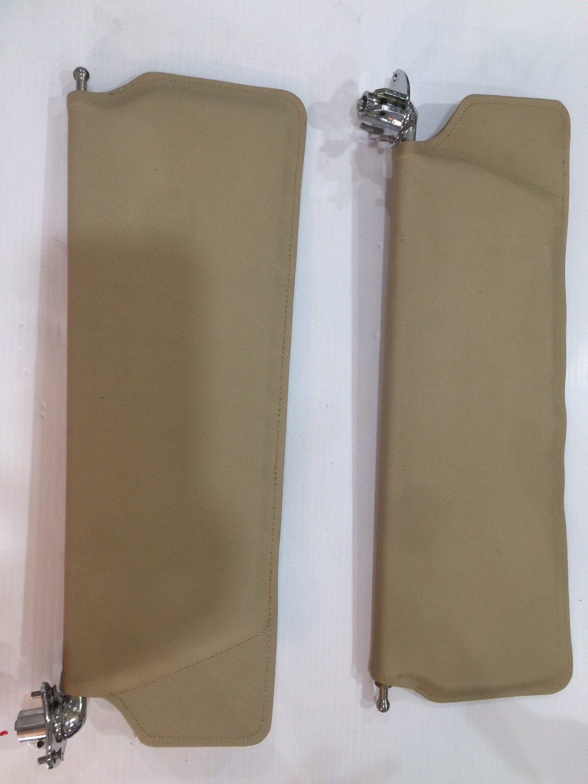 1986 Rolls Royce Silver Spur Sunvisors With All Screws Sun Visor Set 80-89