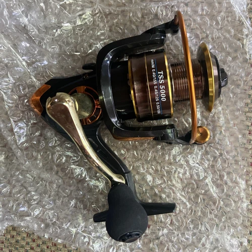 Carrete Angel Shark TSS 5000 con varilla plegable - Foto 1 de 2