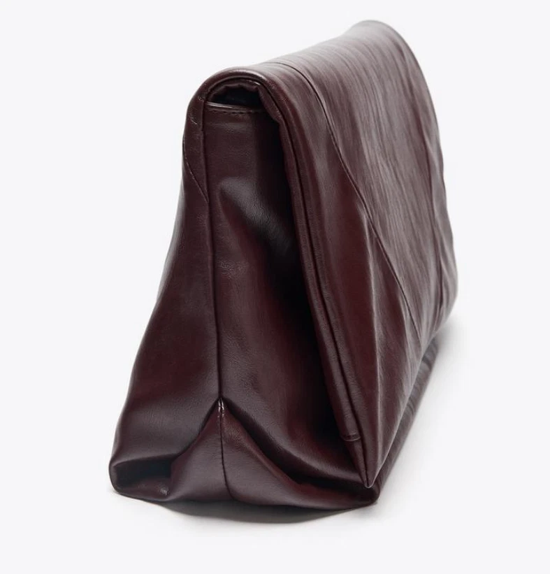 👜 Bolso Clutch Zara 2025 Lujo Grande Recubierto Solapa con Correa - Rojo Borgoña Foto 3 de 4