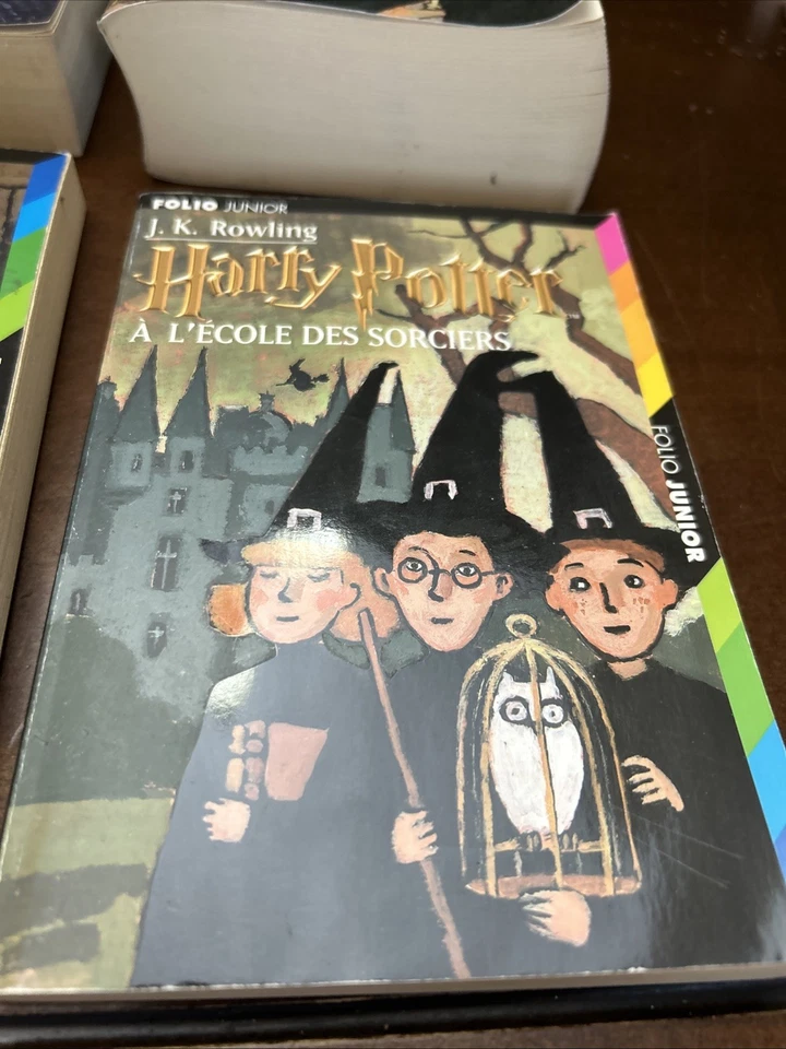 Lot Of 6 Harry Potter Paperback Books ALL IN FRENCH - Image 4 of 4