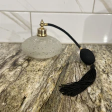 Glass Perfume Bottle With Atomizer And Tassle Frosted And Clear Glass Working