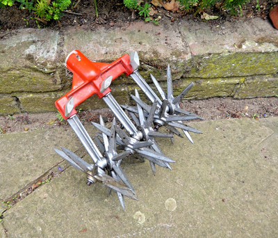 Vintage Handfräse Hacke Werkzeug. WIESEL. Kreiselgrubber Garten Bodenfräse.