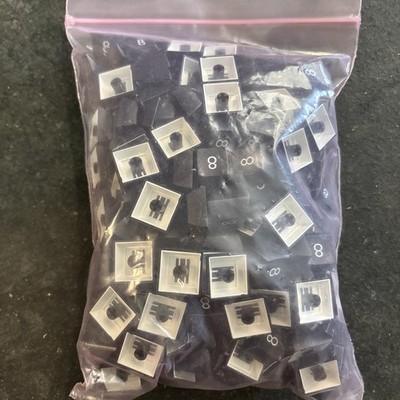 100 Vintage Black #8 Keycaps
