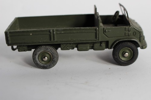 Dinky Toys CAMION MILITAIRE MERCEDES UNIMOG