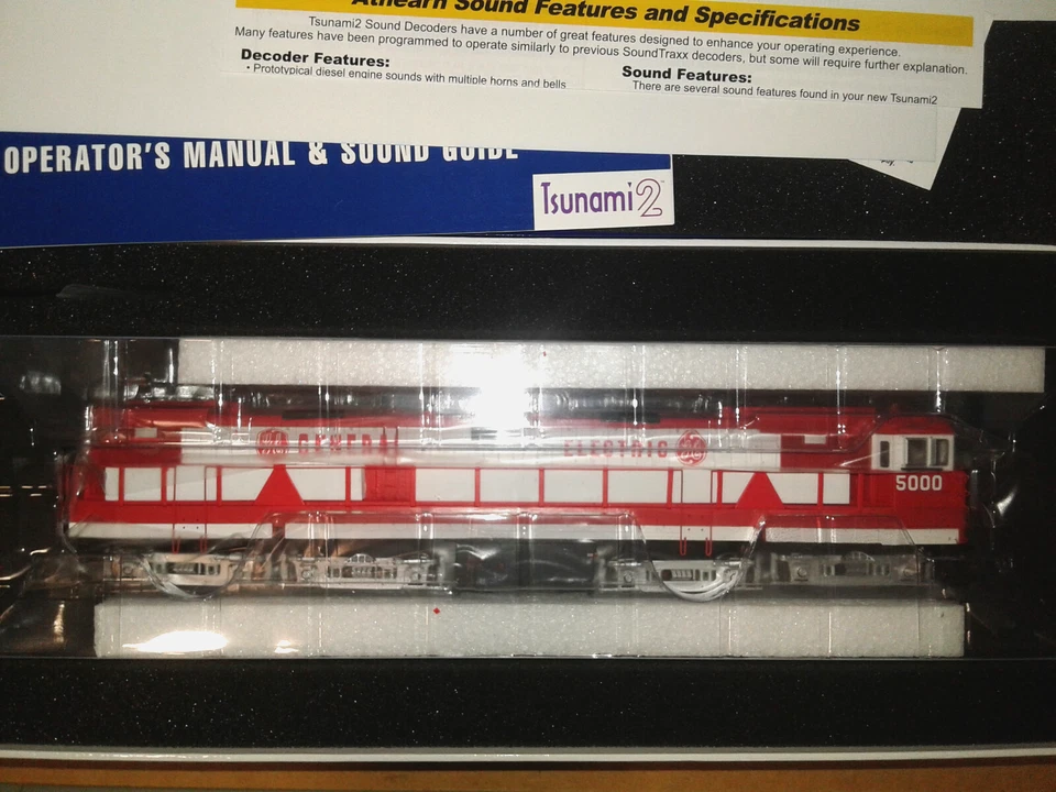 HO SCALE ATHEARN GENESIS GE U50 DEMONSTRATOR DEMO #5000 DCC & SOUND G41184 - Image 4 of 4