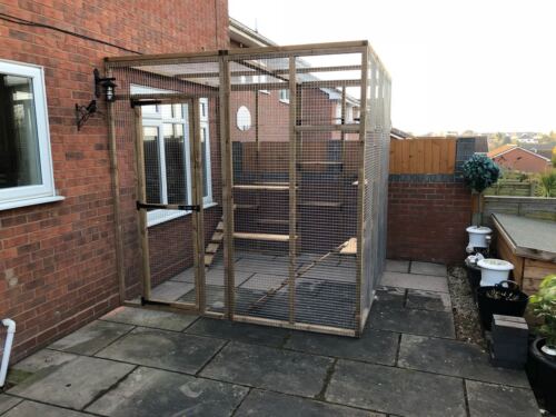 Spacious 6ft x 6ft x 7ft5" Outdoor Catio - Secure 3-Sided Lean-To Mesh Roof - Picture 6 of 7