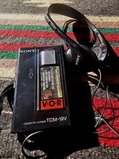 SONY TCM-19V Portable CASSETTE PLAYER VOC Voice Activated Recorder Tested i