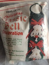 Vintage Fibre-Craft CHRISTMAS Classic Bell Door or Wall Decoration Kit # 2124