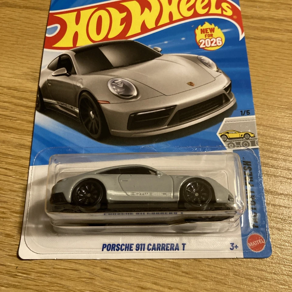 HOT WHEELS 2026 #15 NEW MODEL PORSCHE 911 CARRERA T GREY LOT OF 4 - Image 2 of 4